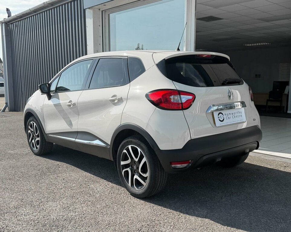 Renault Captur 0.9L Dynamique S Nav White #6