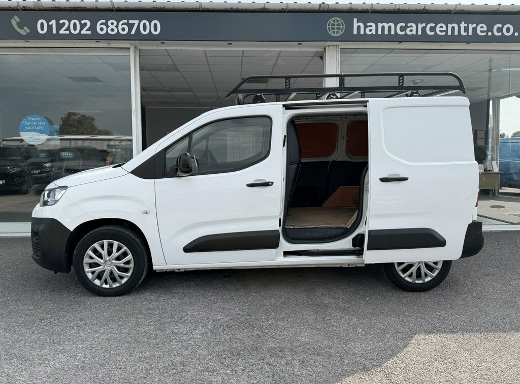Citroen Berlingo 1.5L Enterprise M Pro White #2