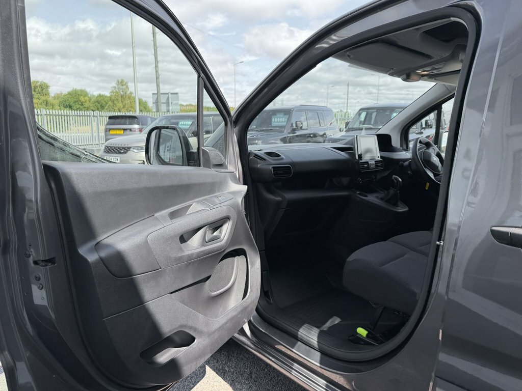 Peugeot Partner 1.5 Bluehdi 1000 Professional Standard Panel Van 5 Grey #42