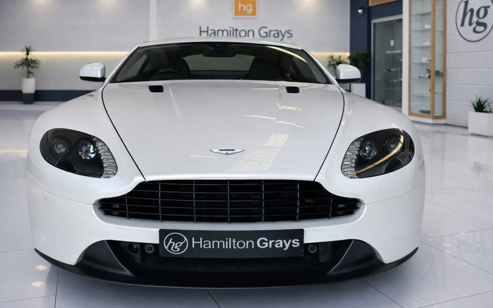 Aston Martin V8 Petrol White #4