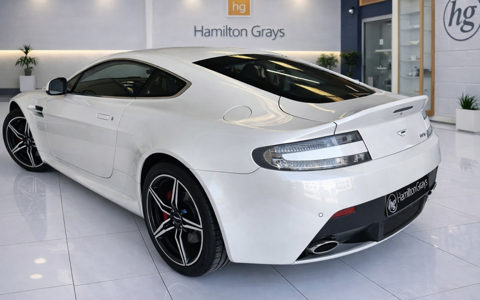 Aston Martin V8 Vantage Coupe Black #17