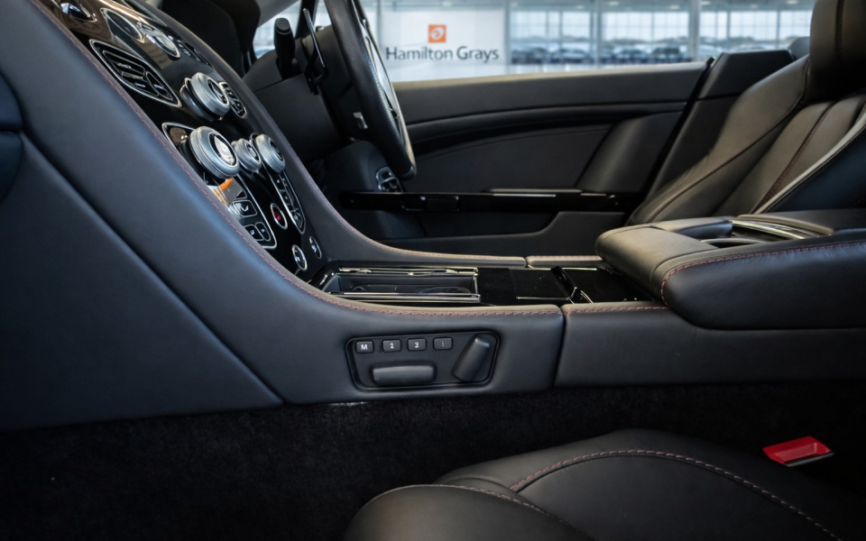 Aston Martin V8 Vantage Coupe Black #12