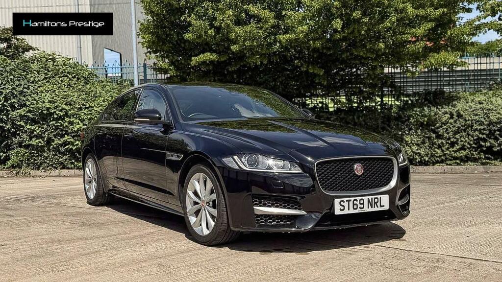 Jaguar XF R-sport Black
