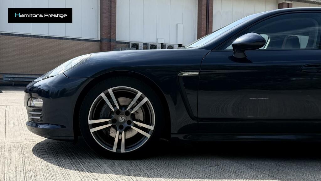 Porsche Panamera Hatchback 4.8 Blue #8