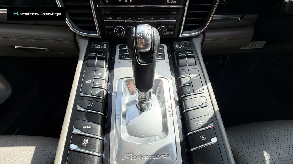 Porsche Panamera Hatchback 4.8 Blue #19