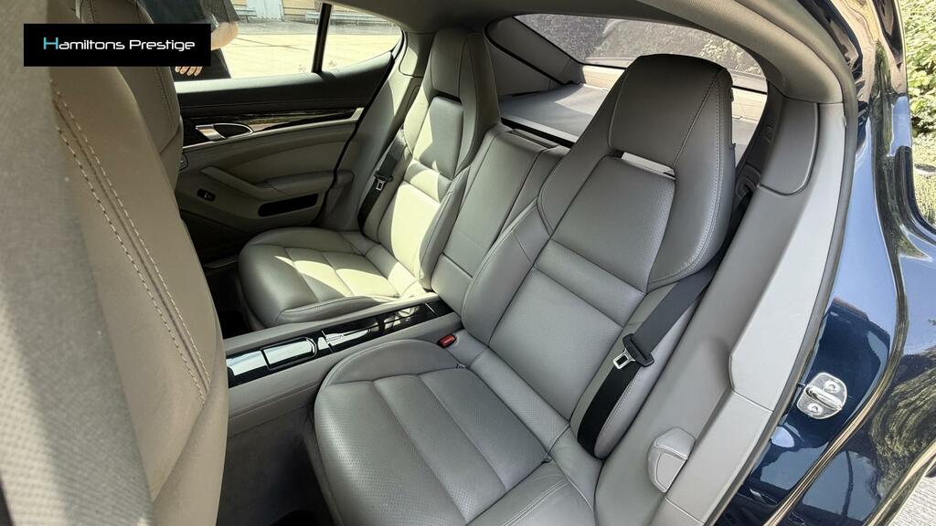 Porsche Panamera Hatchback 4.8 Blue #13