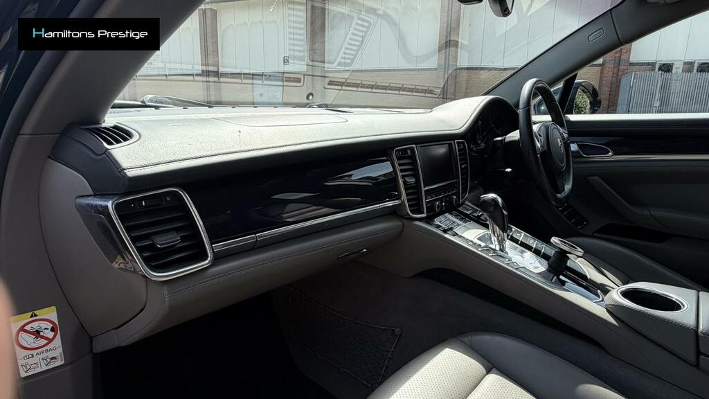 Porsche Panamera Hatchback 4.8 Blue #11