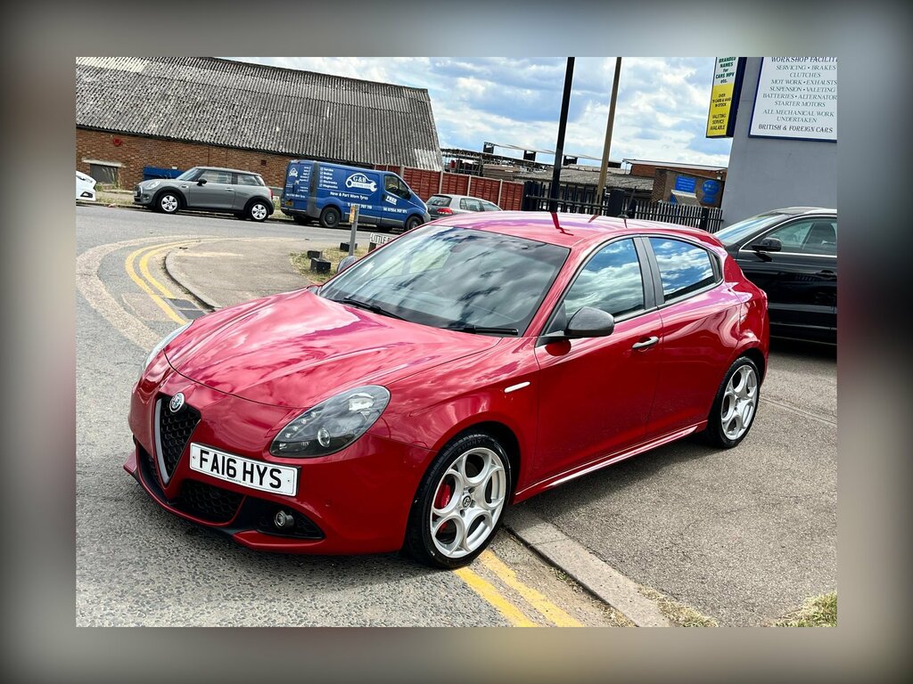 Alfa Romeo Giulietta 1.4 Tb Multiair Speciale Hatchback Manu Red #2