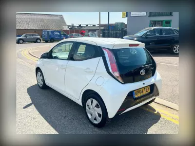 Toyota Aygo 1.0 Vvt-i Mode Euro 5 Silver #3
