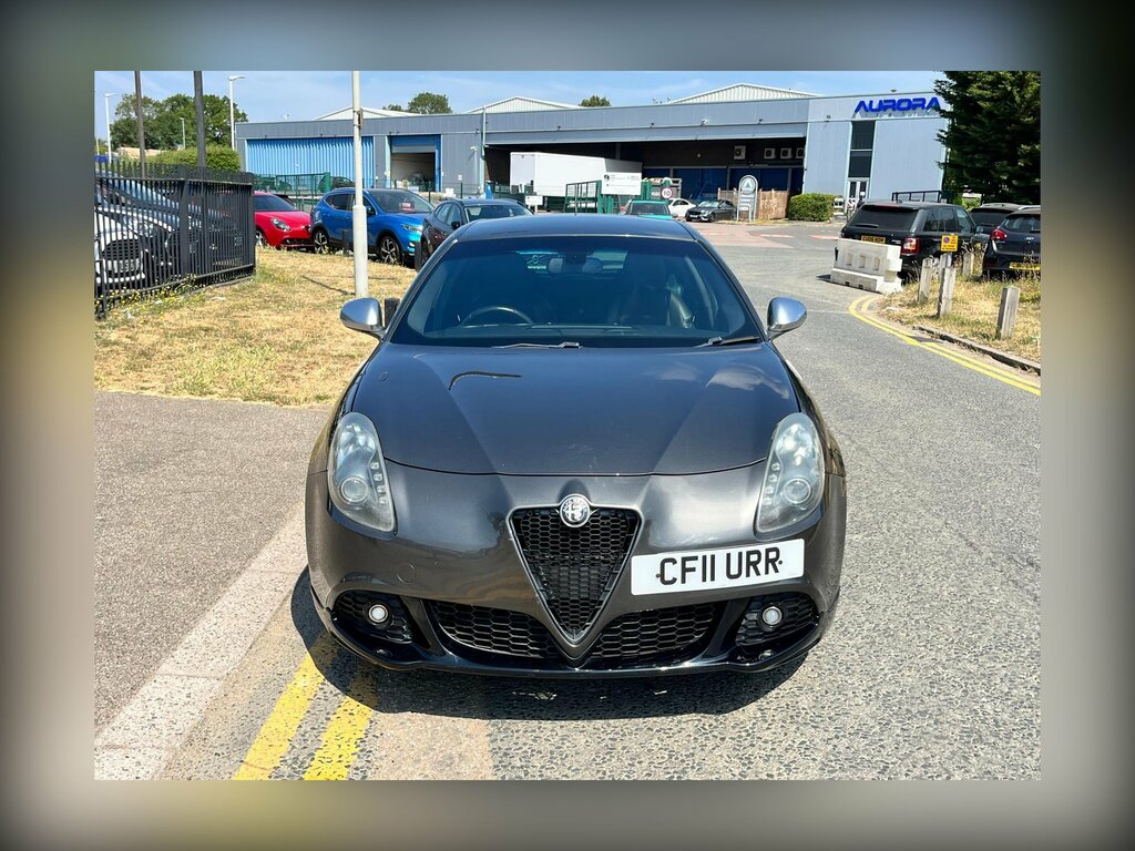 Alfa Romeo Giulietta Hatchback Red #31