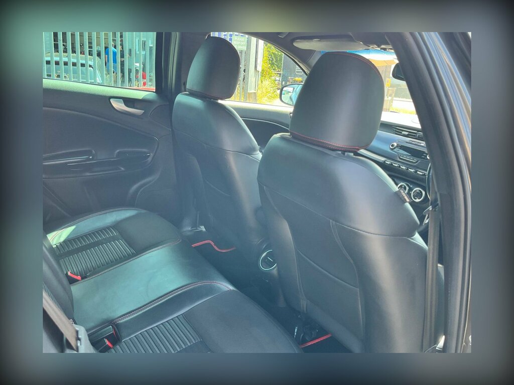 Alfa Romeo Giulietta Hatchback Red #21