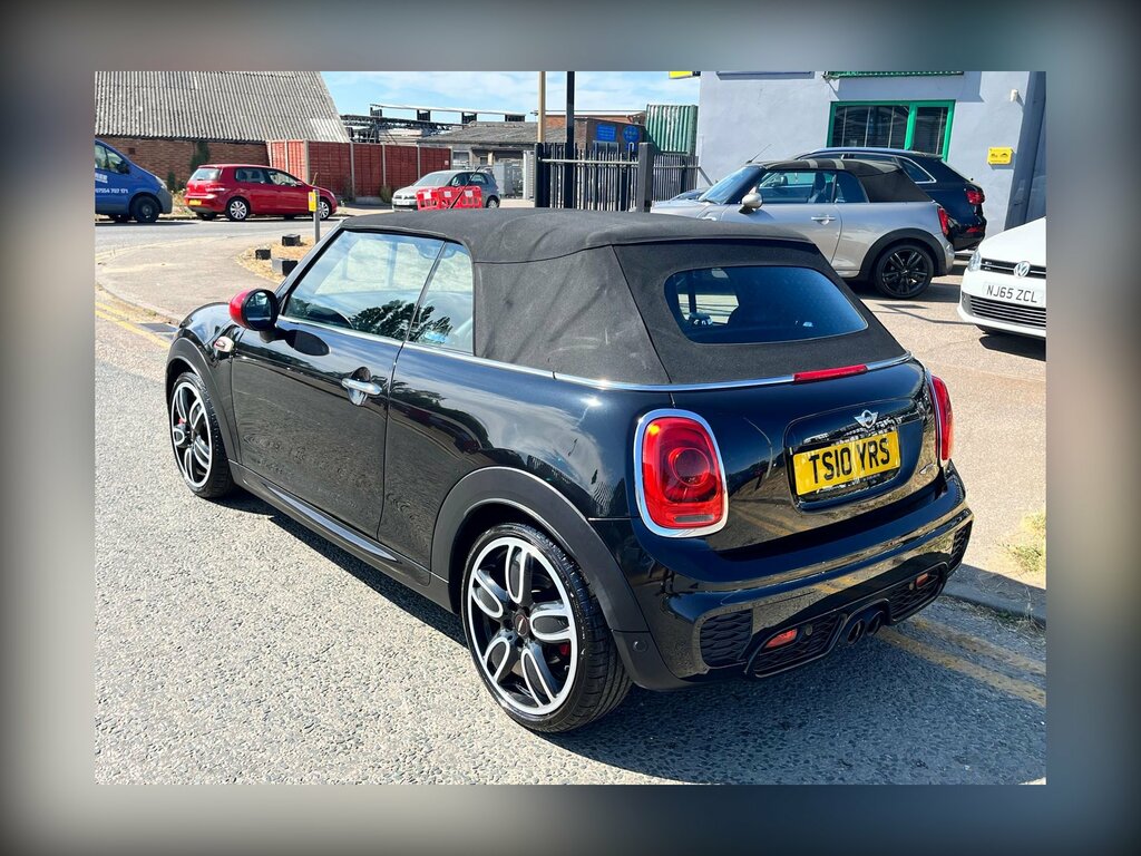 Mini Convertible 2.0 John Cooper Works Convertible Black #3