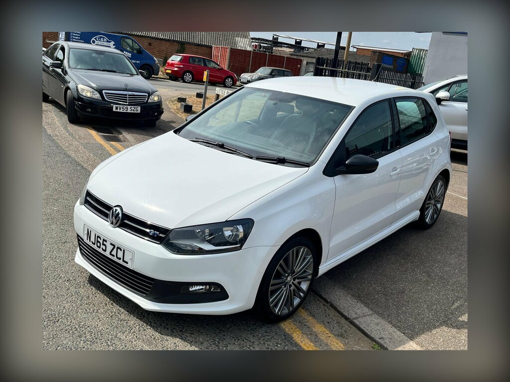 Volkswagen Polo 1.4 Tsi Bluemotion Tech Act Bluegt Hatchback P White #3