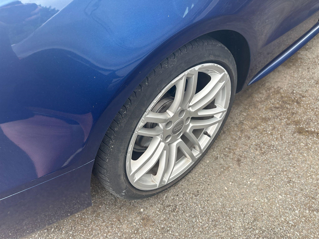 Audi A5 2.0 L 2.0 Tdi S Line Special Edition Euro 5 Ss Blue #5