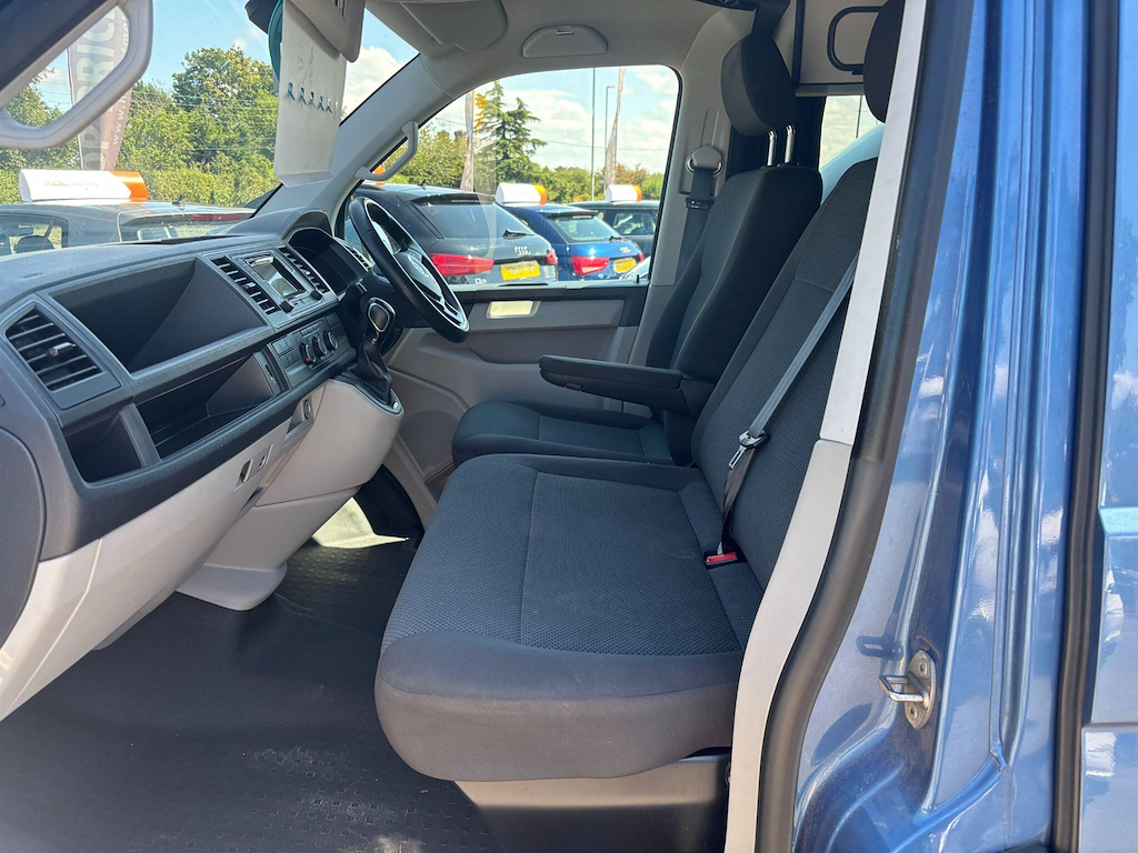 Volkswagen Campervan 2.0 L 4 Berth 5 Belt #2