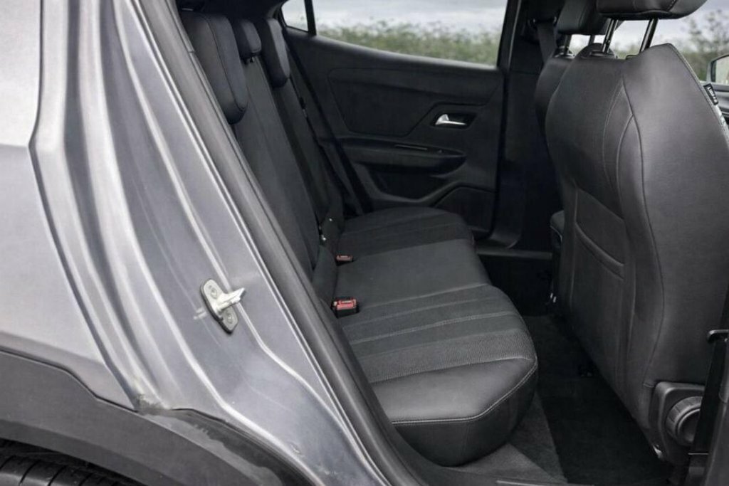 Vauxhall Mokka-e Suv HT72TXH Grey #4