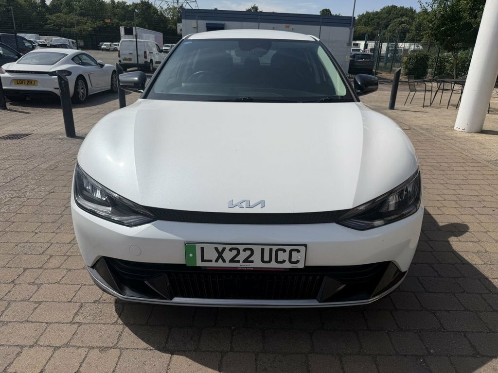 Kia EV6 Hatchback LX22UCC White #4