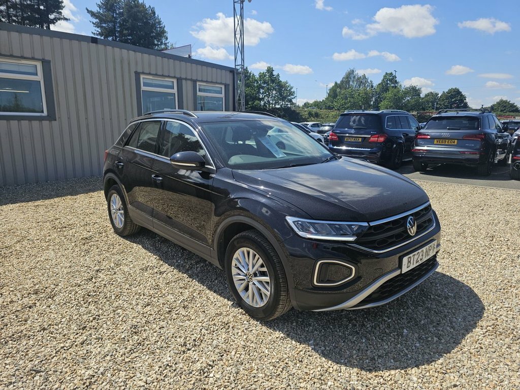 Volkswagen T-Roc 1.5L Life BT23NPV Black #5