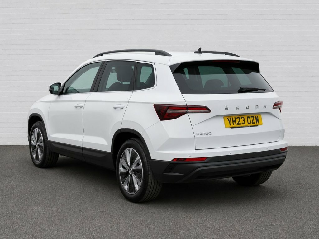 Skoda Karoq 1.5L Se L YH23OZW White #3