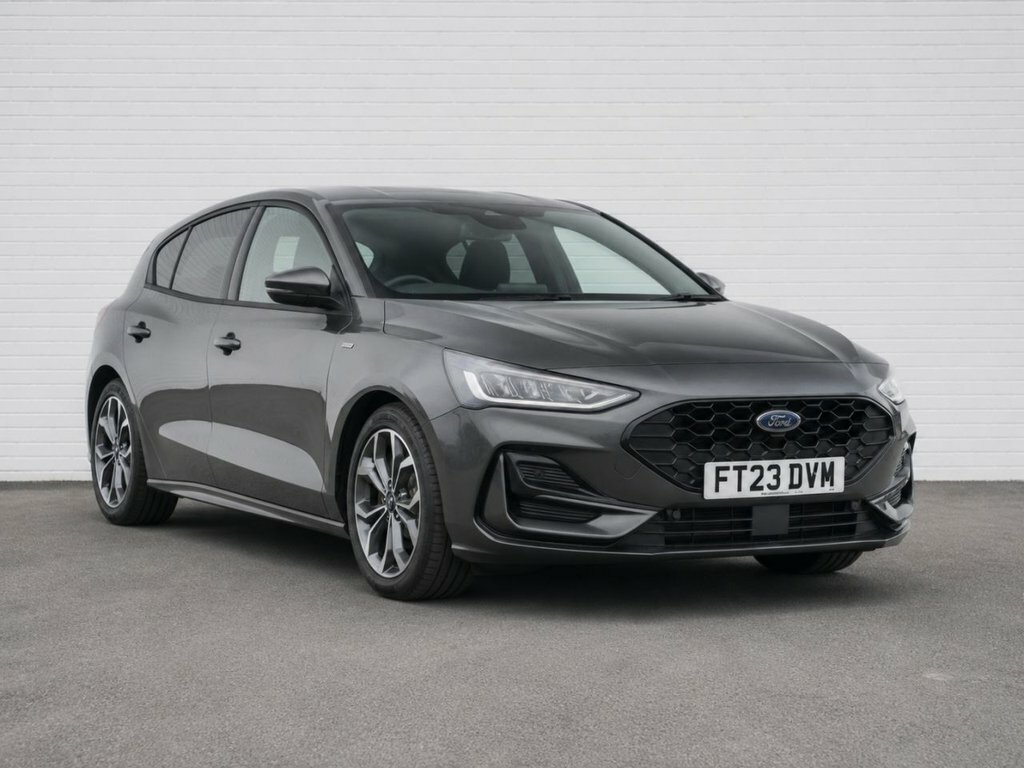 Ford Focus 1L St-line X Grey