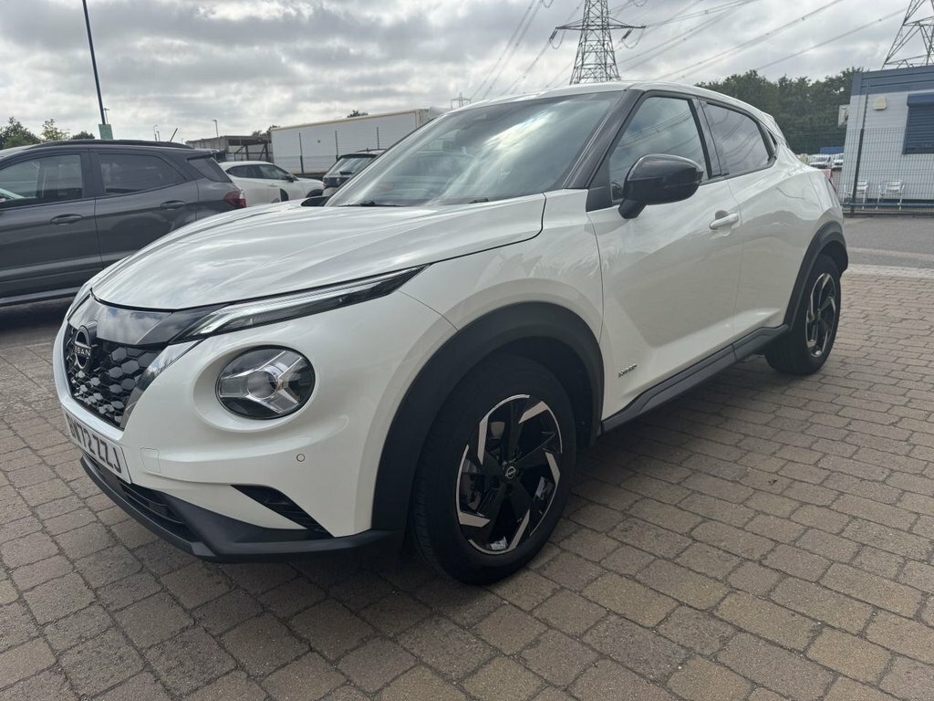 Nissan Juke 1.6L N-connecta BW72ZZJ White #4