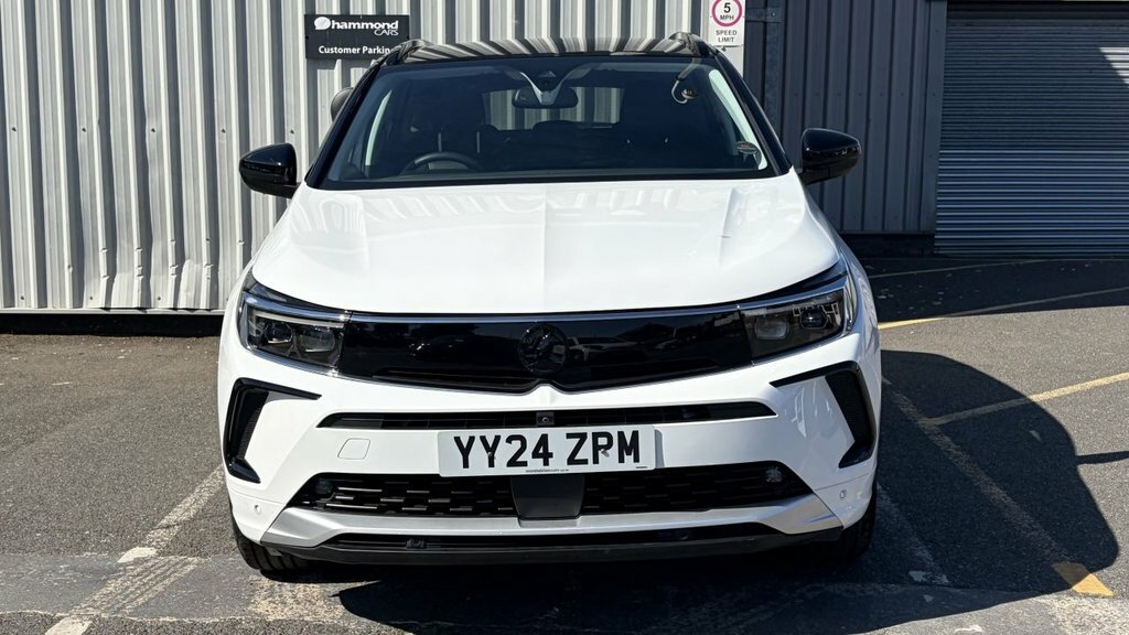 Vauxhall Grandland 1.2L Ultimate YY24ZPM White #4