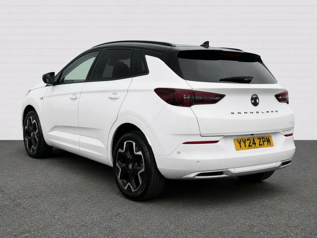 Vauxhall Grandland 1.2L Ultimate YY24ZPM White #2