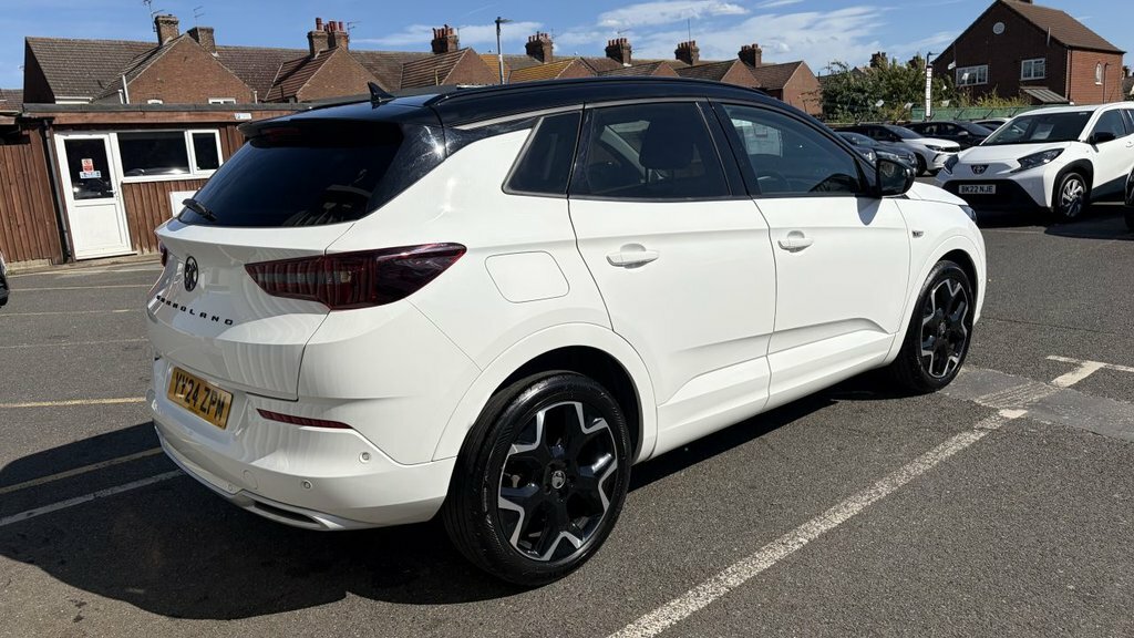 Vauxhall Grandland 1.2L Ultimate YY24ZPM White #6