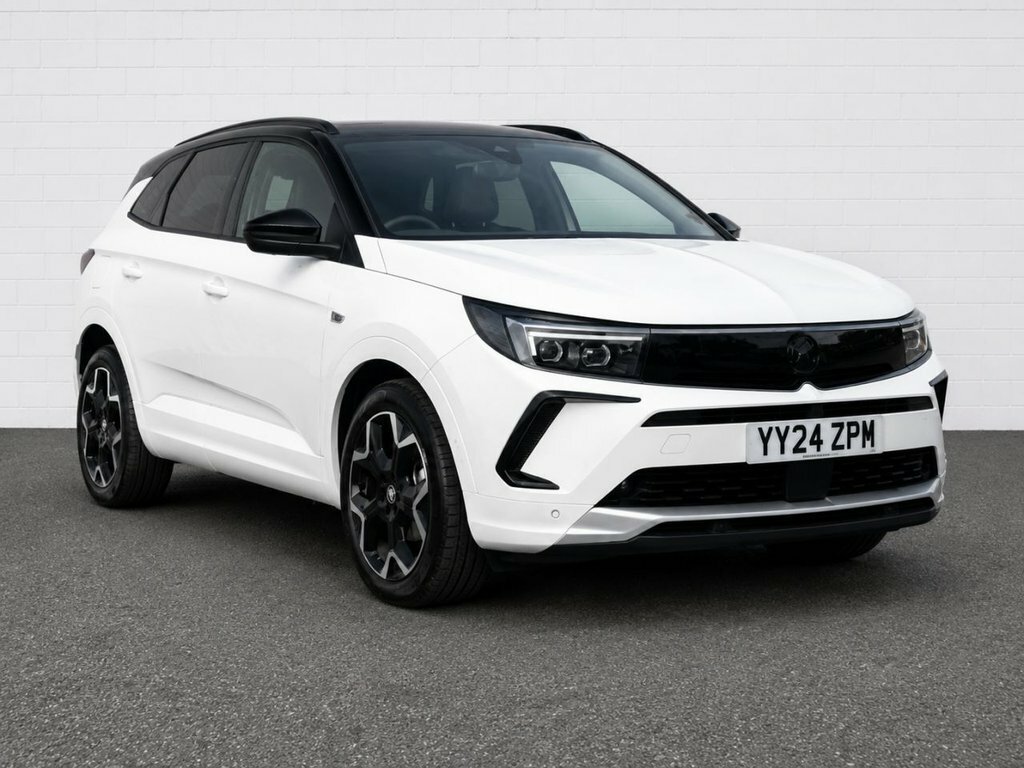 Vauxhall Grandland 1.2L Ultimate White