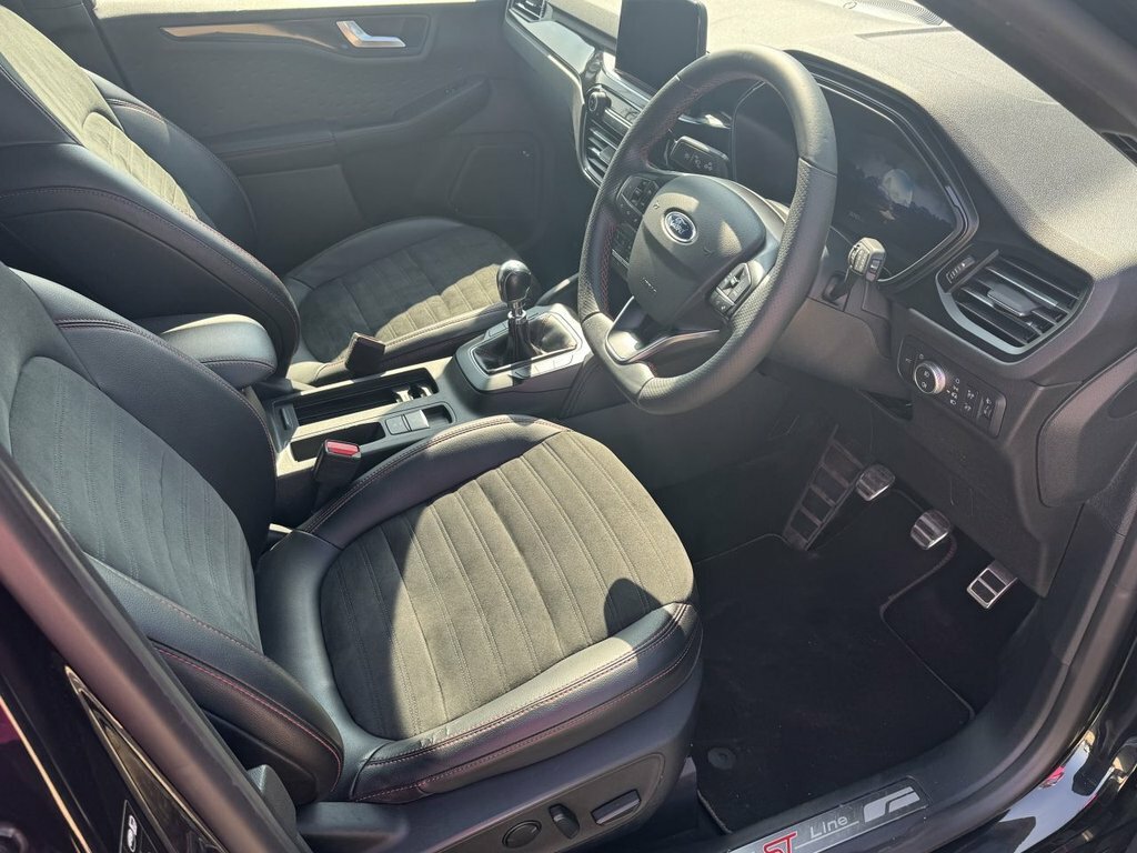 Ford Kuga 1.5L St-line Edition NG70CUC Black #6