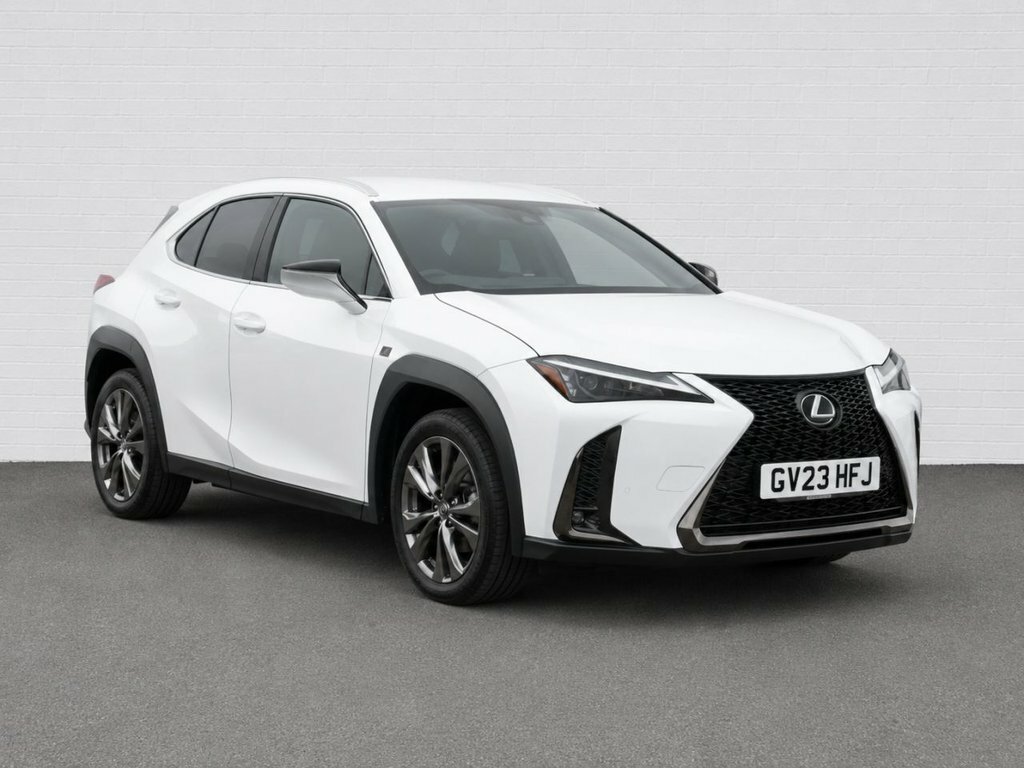 Lexus UX 2L F Sport Design White