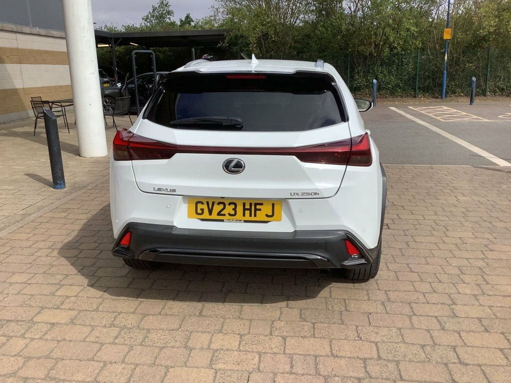 Lexus UX 2L F Sport Design GV23HFJ White #6
