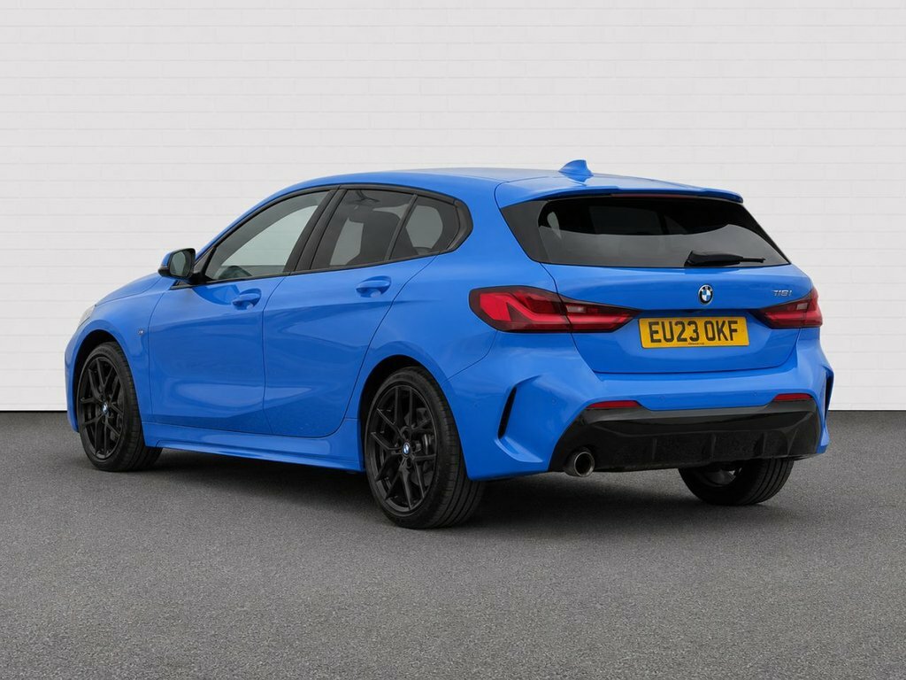 BMW 1 Series 1.5L M Sport EU23OKF Blue #2