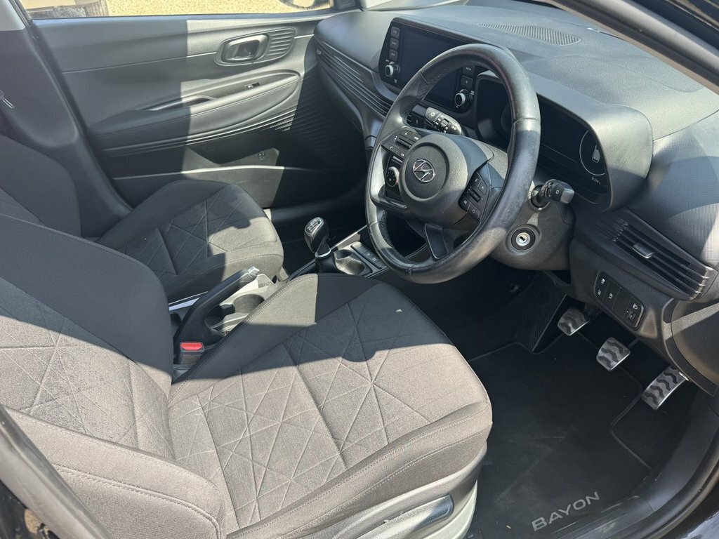 Hyundai Bayon 1L Se Connect LT22NLE Black #4