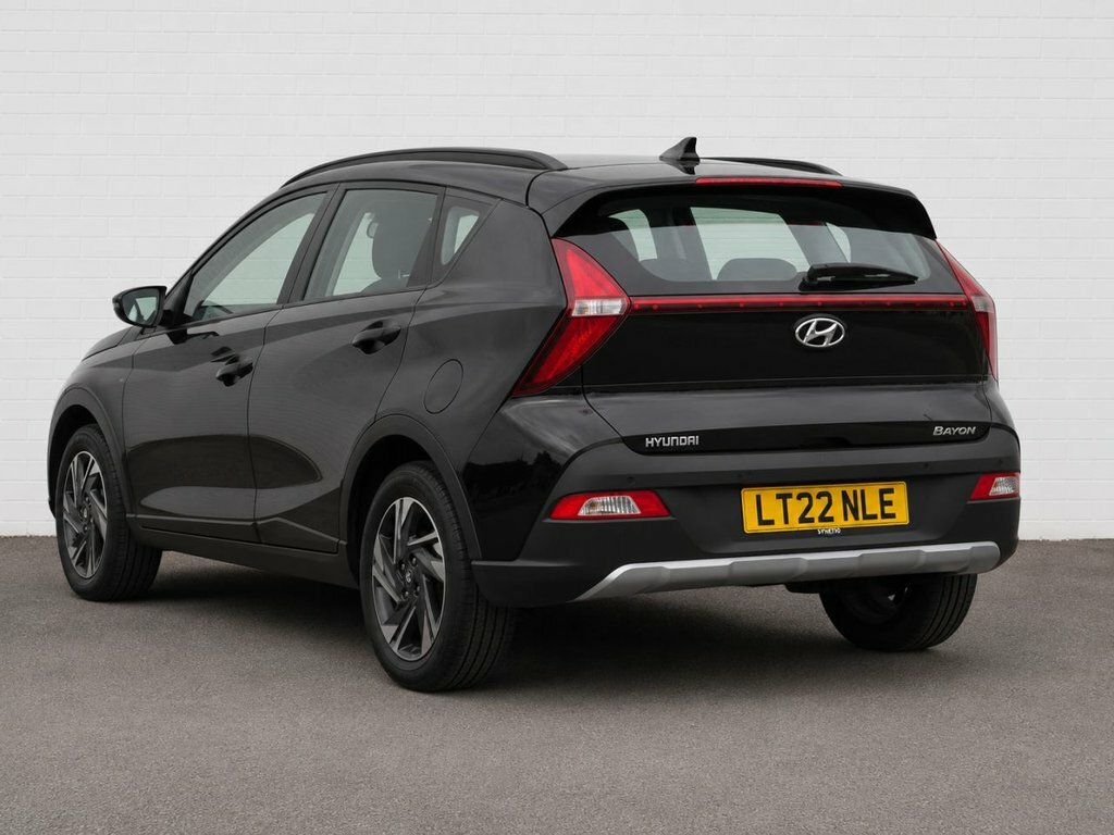 Hyundai Bayon 1L Se Connect LT22NLE Black #2
