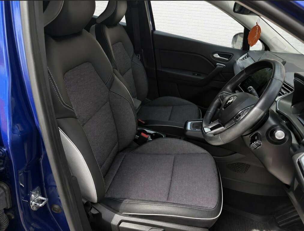 Renault Captur 1.3L S Edition SG21YYR Blue #5