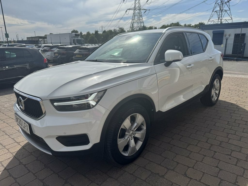 Volvo XC40 1.5L Momentum BK20LFX White #4