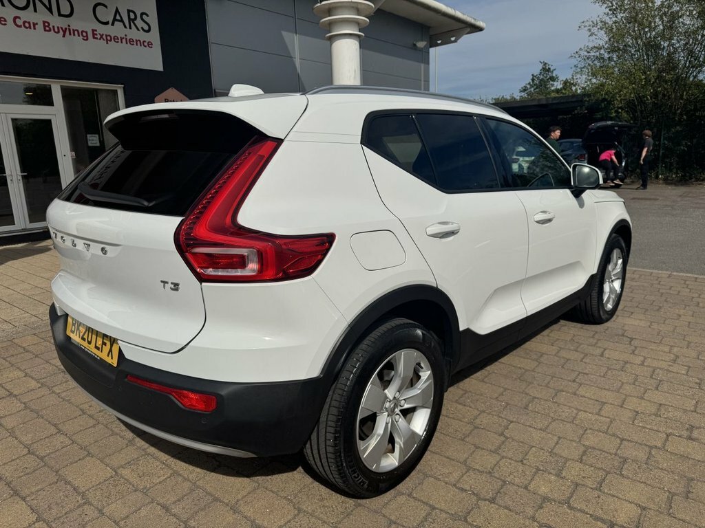 Volvo XC40 1.5L Momentum BK20LFX White #6