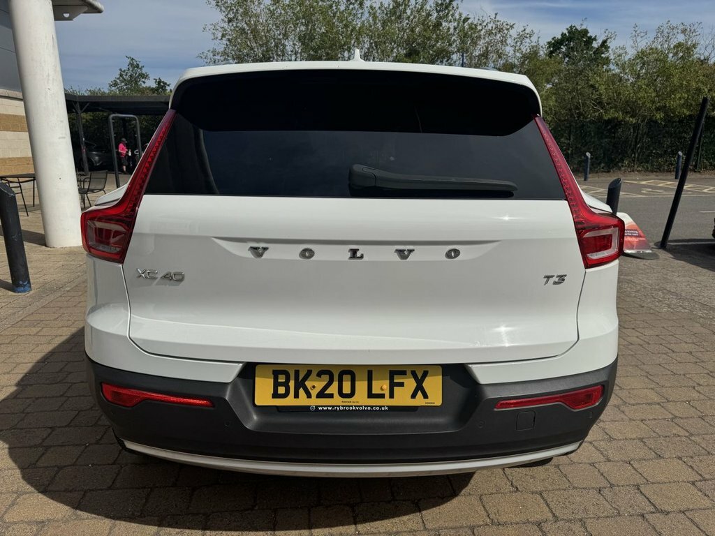 Volvo XC40 1.5L Momentum BK20LFX White #5