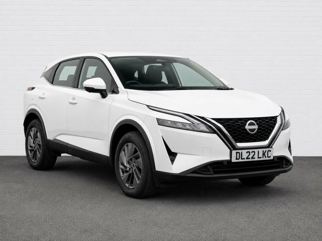 Nissan Qashqai 1.3L Acenta Premium White
