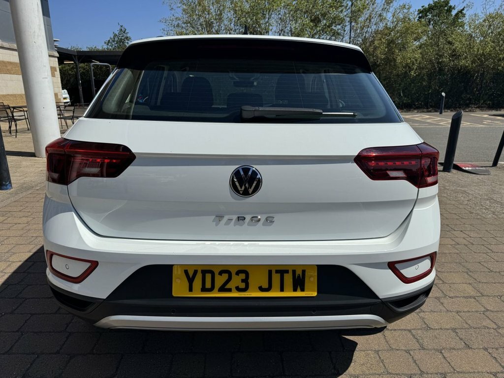 Volkswagen T-Roc 1.5L Life YD23JTW White #6