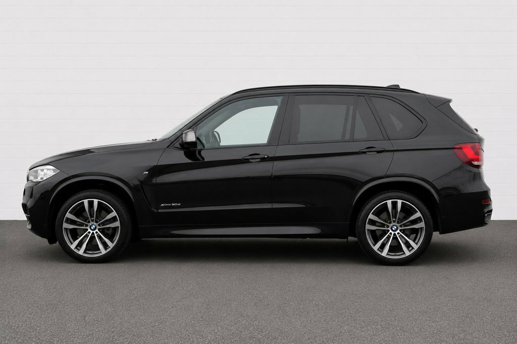 BMW X5 3L Null Black #3