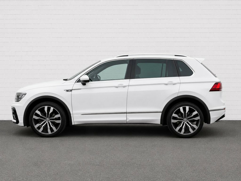 Volkswagen Tiguan 2L R-line CF68JMX White #3