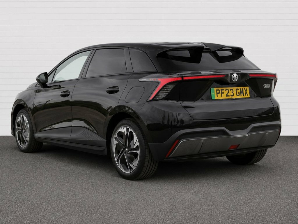 MG MG4 Hatchback Black #2