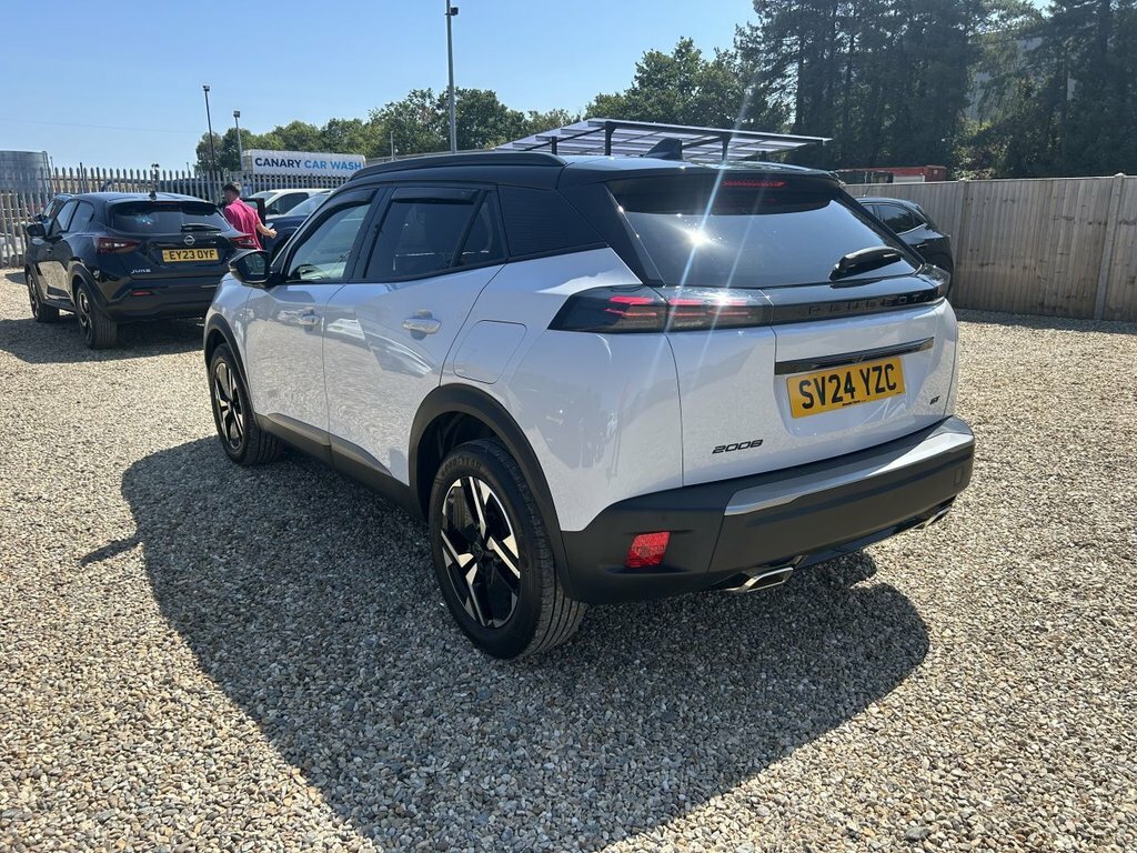 Peugeot 2008 1.2L Gt SV24YZC White #4