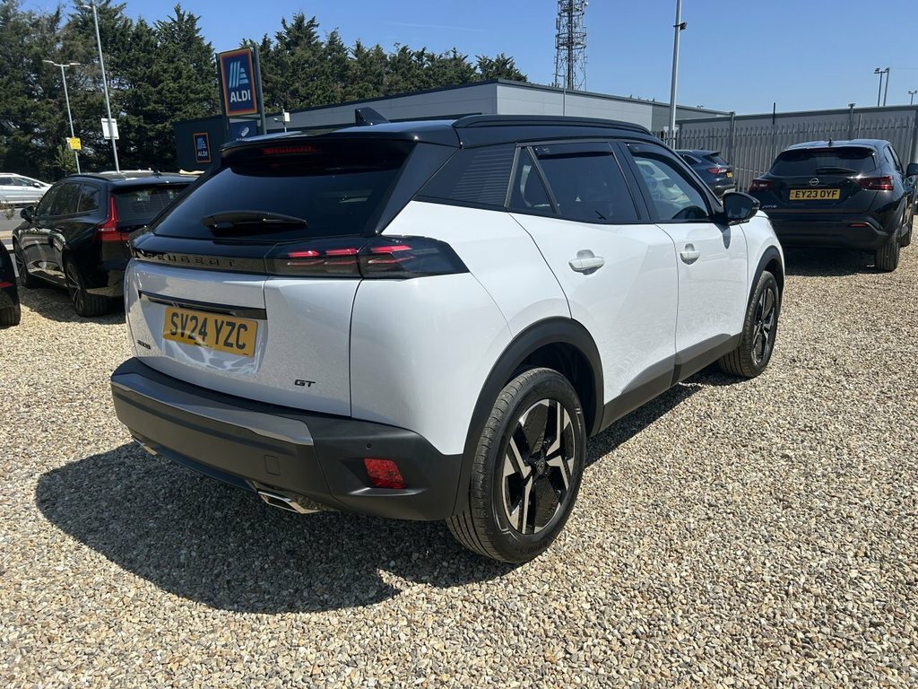 Peugeot 2008 1.2L Gt SV24YZC White #5