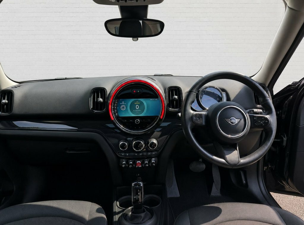 Mini Countryman 1.5L Cooper Classic Black #4