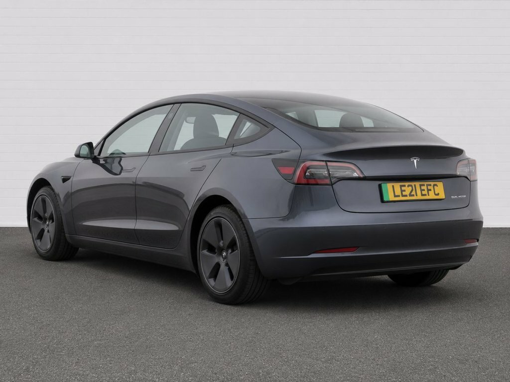 Tesla Model 3 Saloon Grey #2