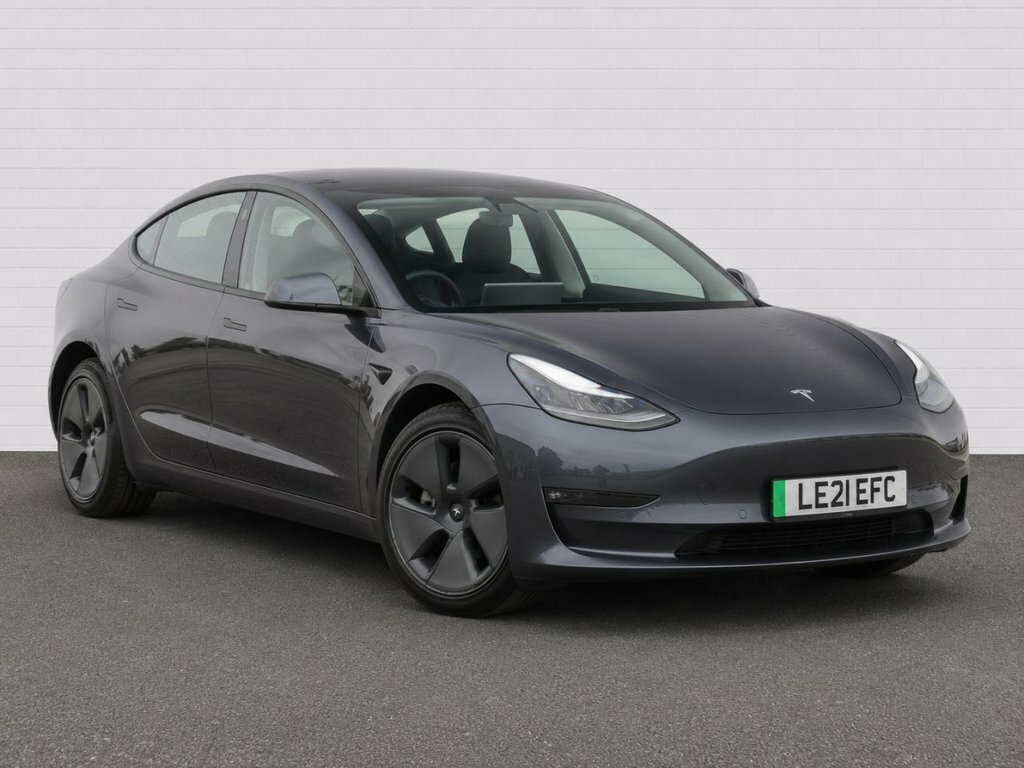 Tesla Model 3 Saloon Grey