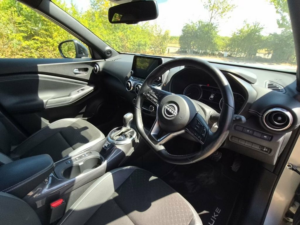 Nissan Juke 1.6L N-connecta OW73COJ Silver #4